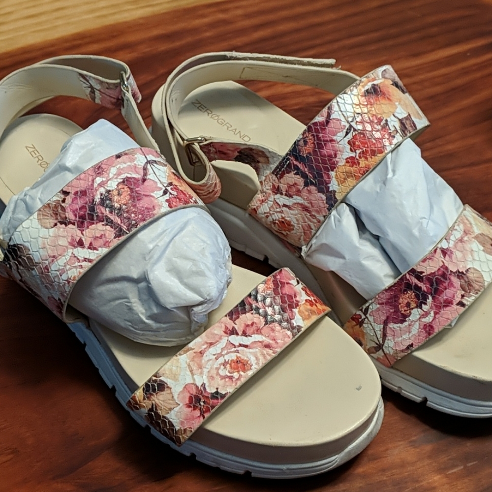 Cole Haan Zero grand white floral slide 8.5